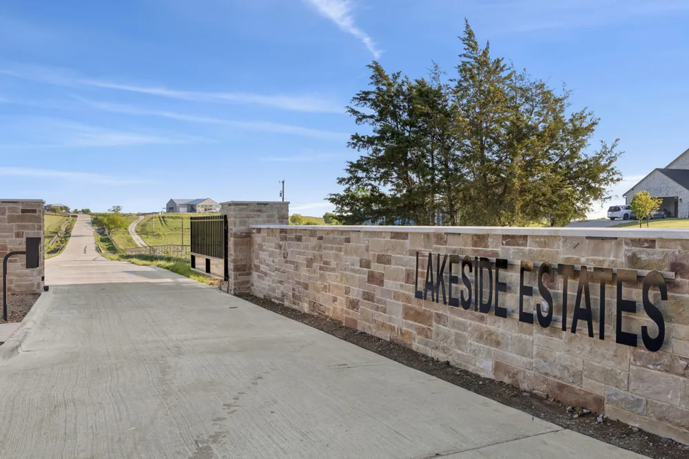 1528 Sunrise Drive Sanger, TX 76266