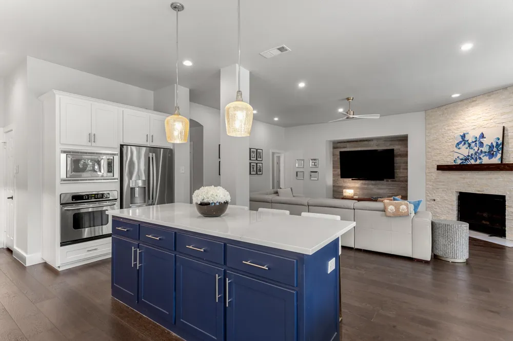 8160 Holliday Road Lantana, TX 76226