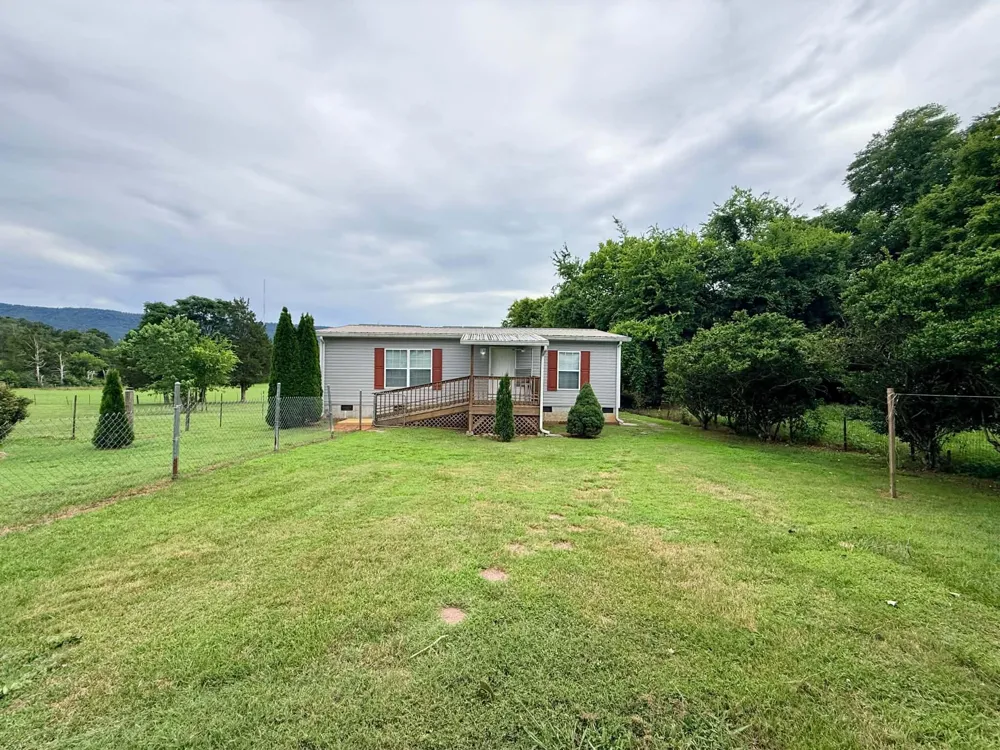 190 Co Rd 909 Etowah, TN 37331