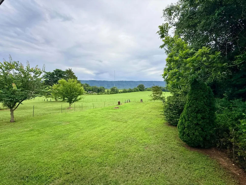 190 Co Rd 909 Etowah, TN 37331