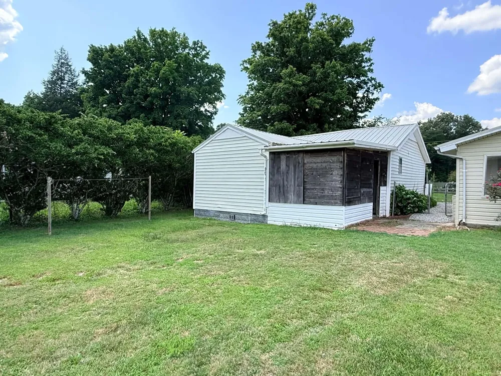 190 Co Rd 909 Etowah, TN 37331