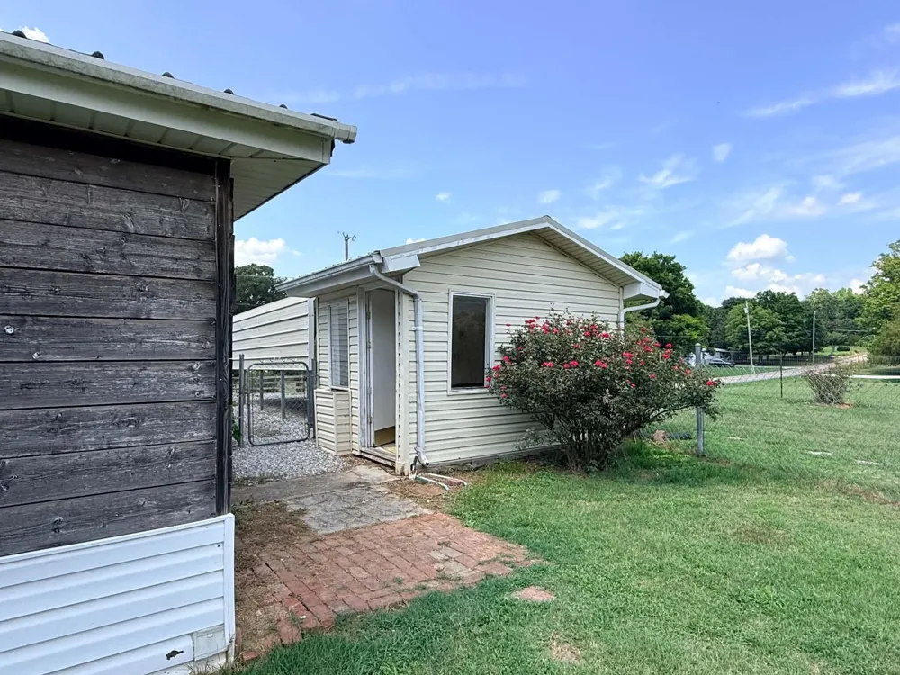 190 Co Rd 909 Etowah, TN 37331