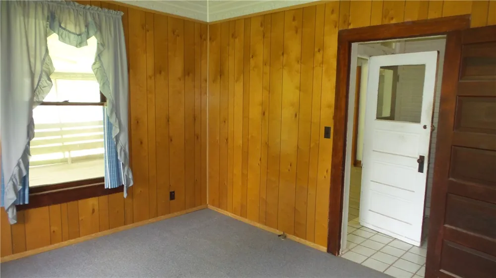 400 S Main Street Caldwell, TX 77836