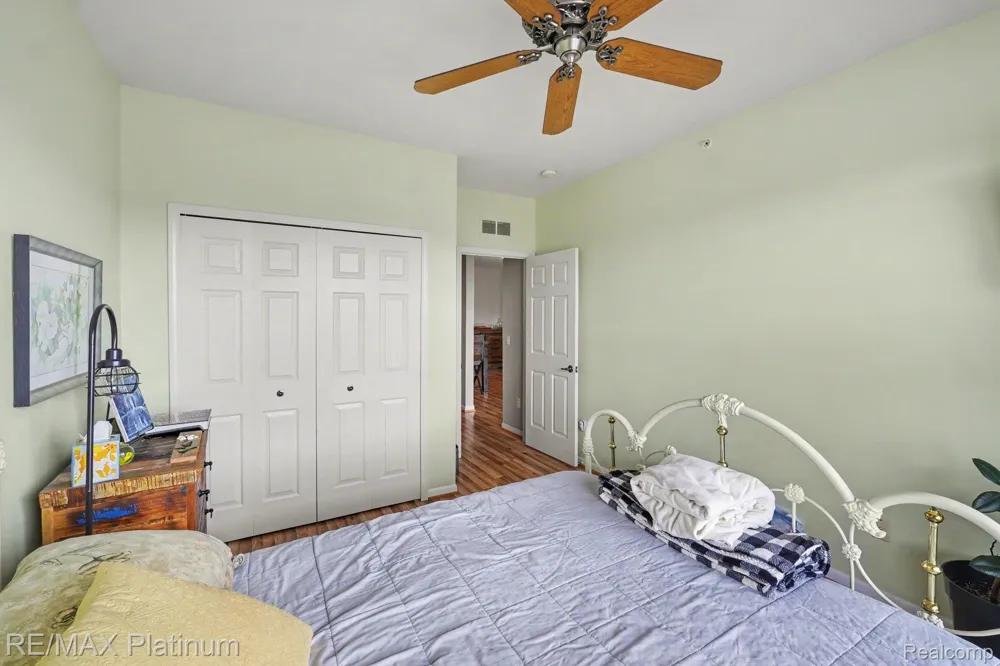 10217 CROSSVIEW TRAIL Hartland Township, MI 48855