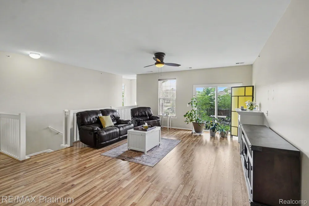 10217 CROSSVIEW TRAIL Hartland Township, MI 48855