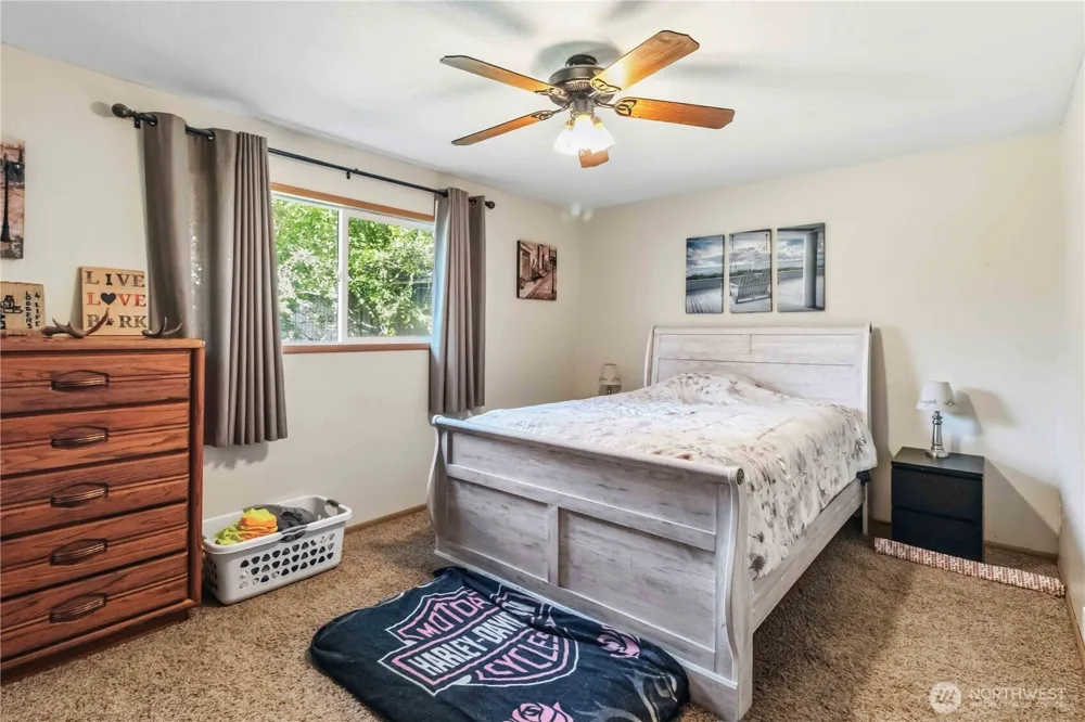 109 Alpha Drive Longview, WA 98632