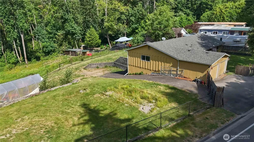 109 Alpha Drive Longview, WA 98632