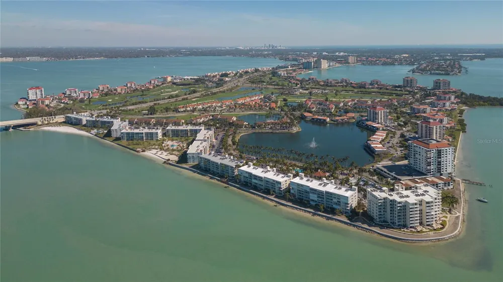 6080 BAHIA DEL MAR CIRCLE #113 St Petersburg, FL 33715