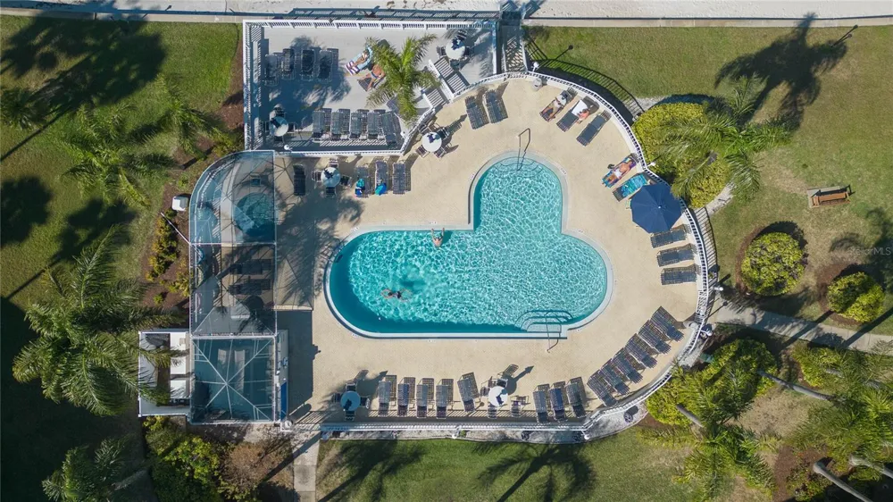 6080 BAHIA DEL MAR CIRCLE #113 St Petersburg, FL 33715