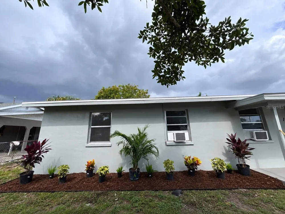 1629 PAWNEE STREET Fort Myers, FL 33916