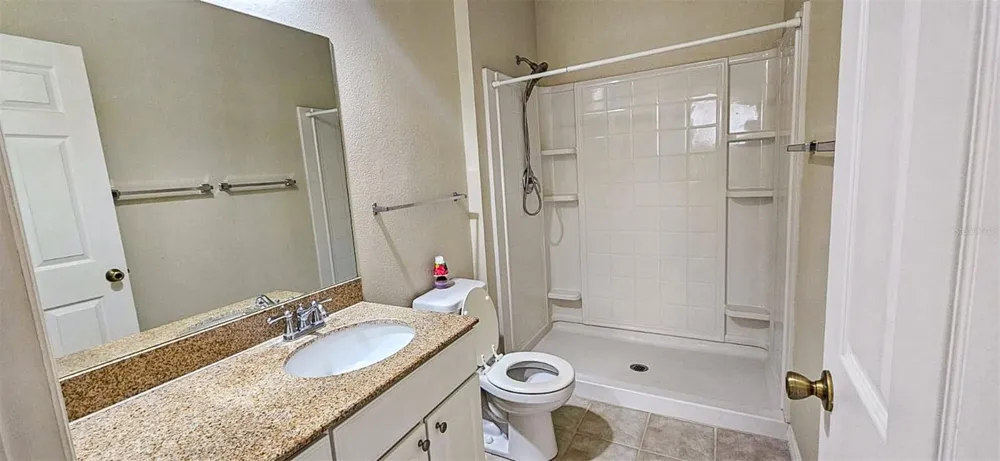200 SOUTHERN PECAN CIRCLE #203 Winter Garden, FL 34787