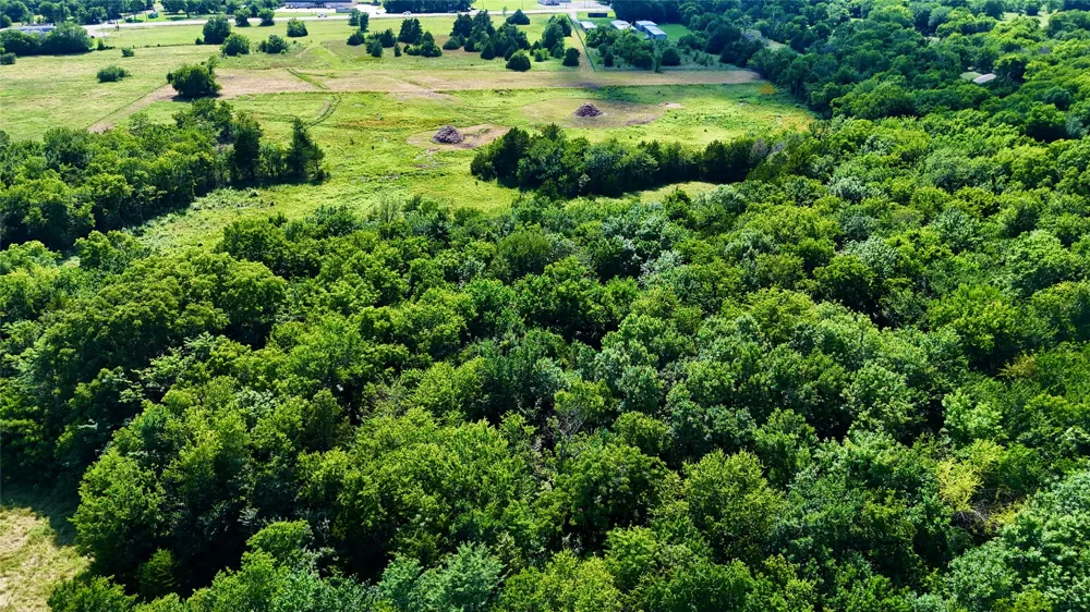 CR 3229 ROAD Lone Oak, TX 75453