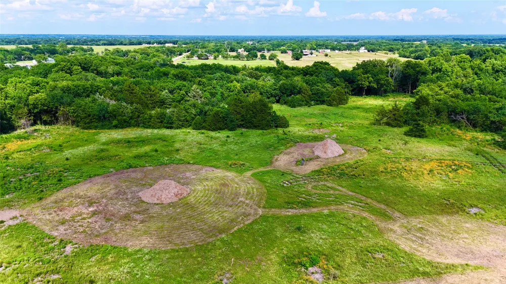 CR 3229 ROAD Lone Oak, TX 75453