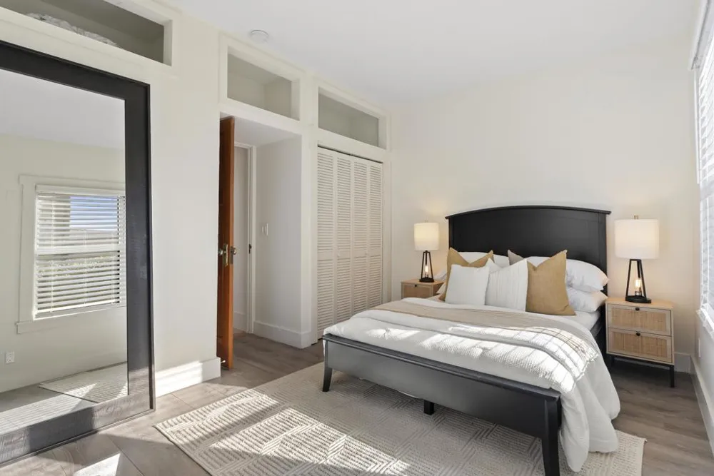2124 Hickory San Diego, CA 92103
