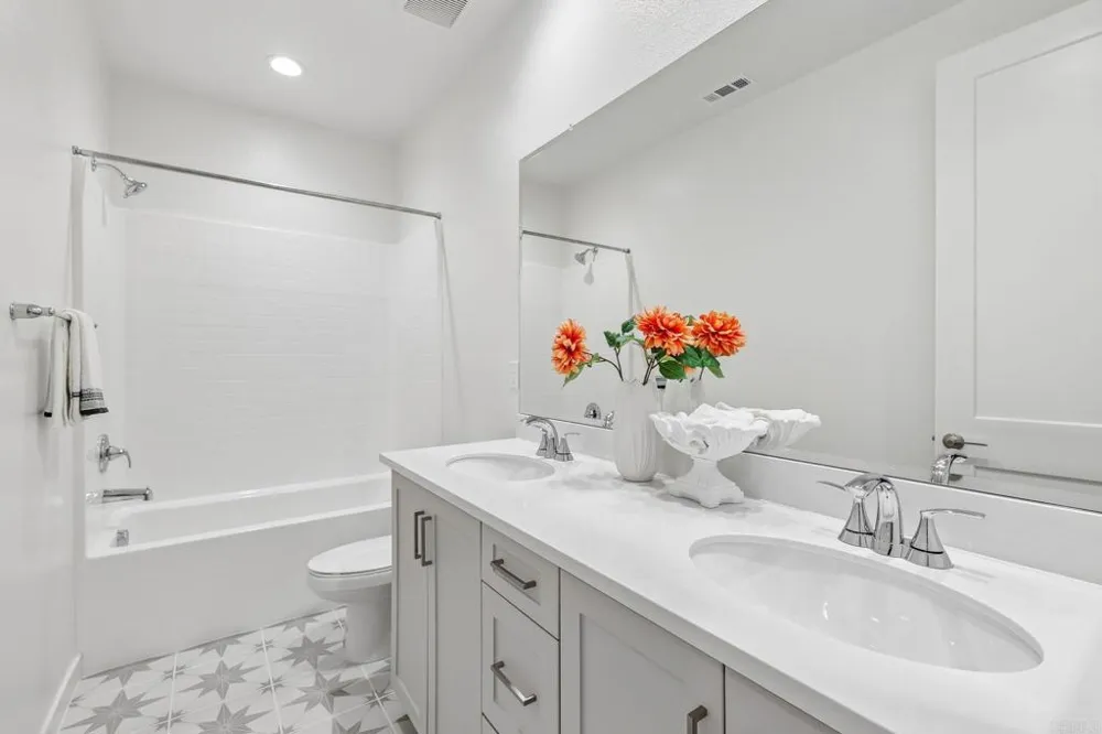 2500 Thyme Way Carlsbad, CA 92008