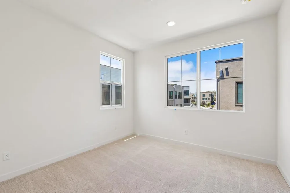 2500 Thyme Way Carlsbad, CA 92008