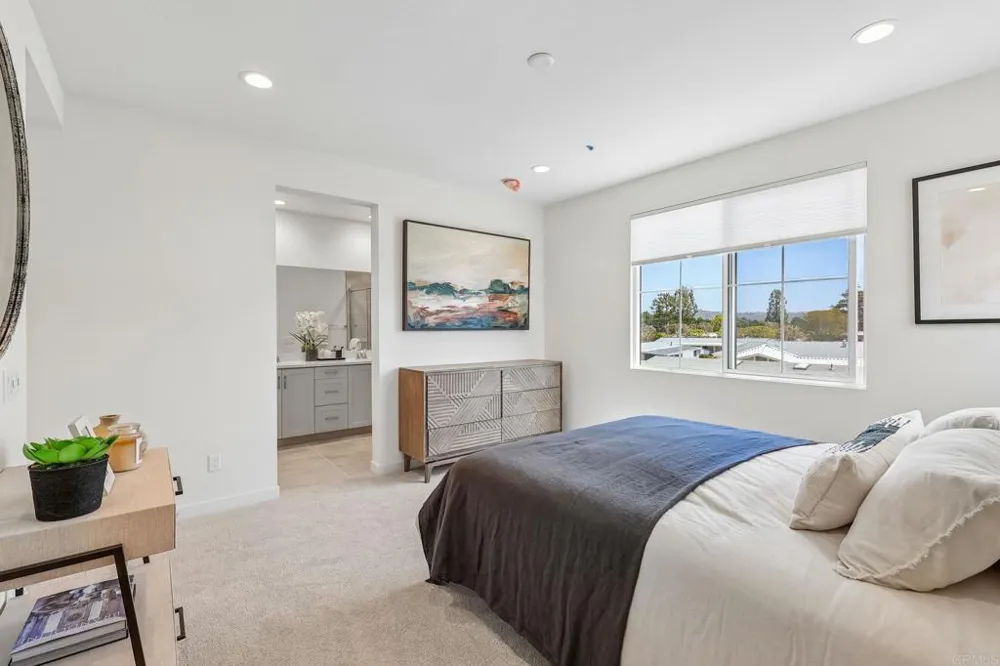 2500 Thyme Way Carlsbad, CA 92008