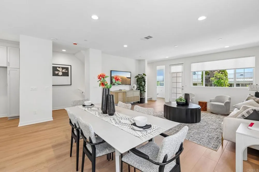 2500 Thyme Way Carlsbad, CA 92008