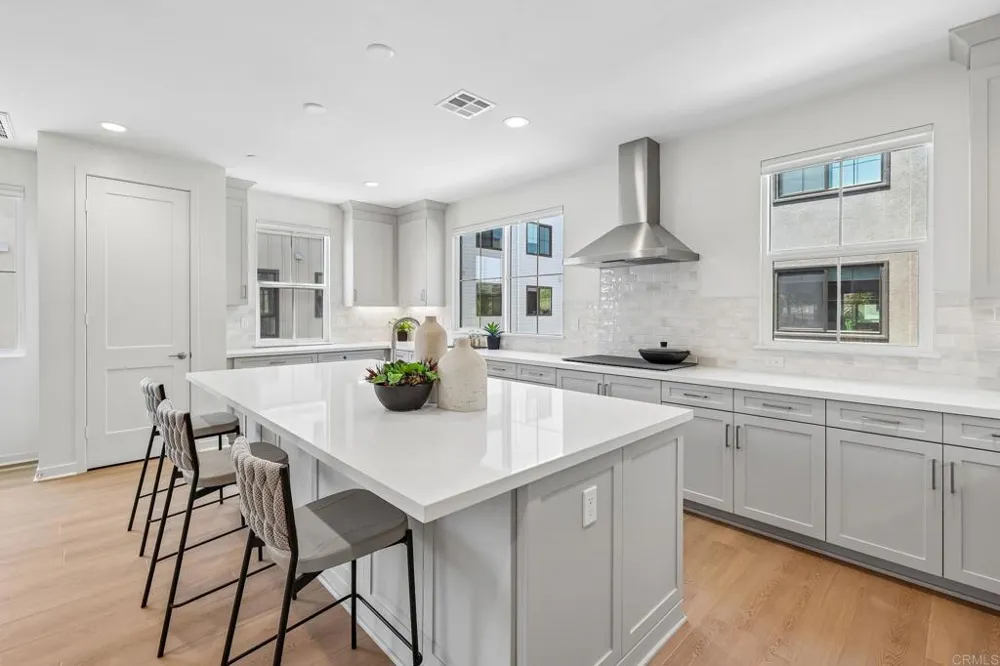 2500 Thyme Way Carlsbad, CA 92008