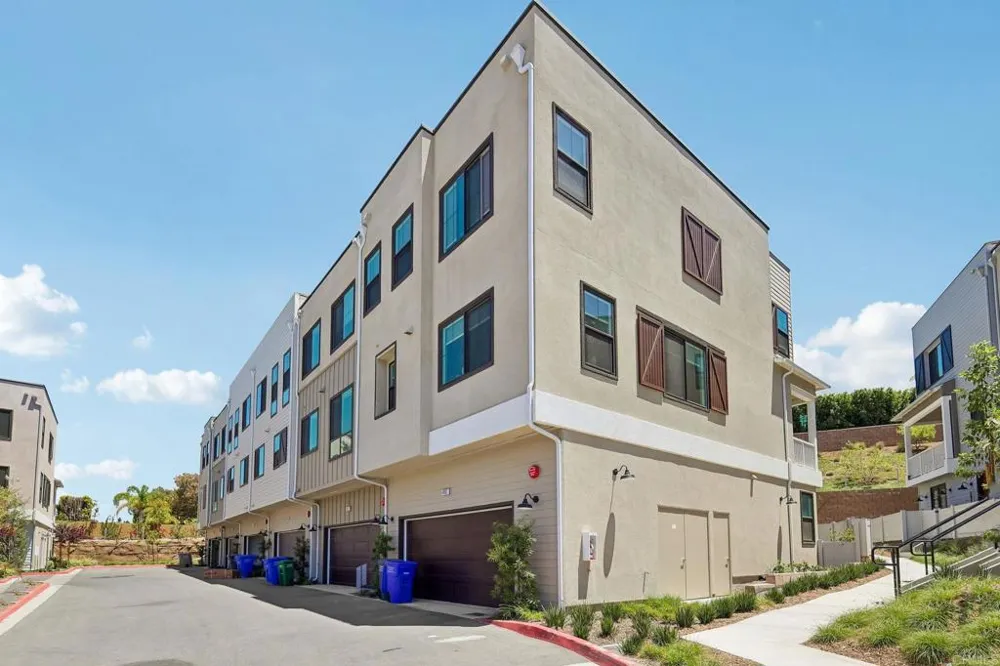 2500 Thyme Way Carlsbad, CA 92008