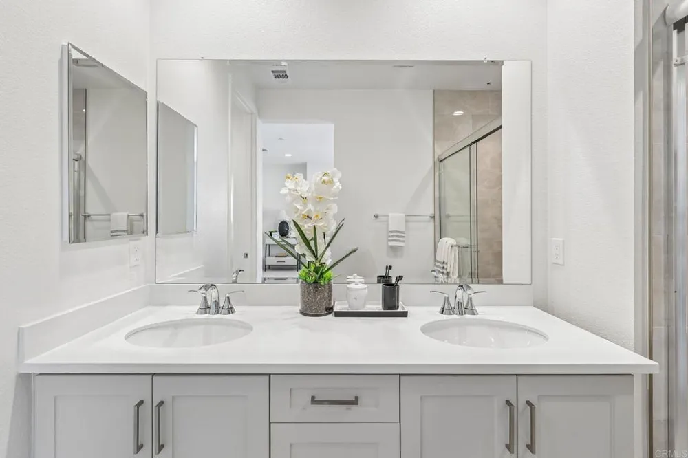 2500 Thyme Way Carlsbad, CA 92008