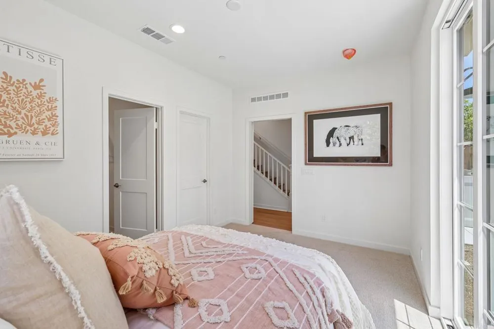 2500 Thyme Way Carlsbad, CA 92008