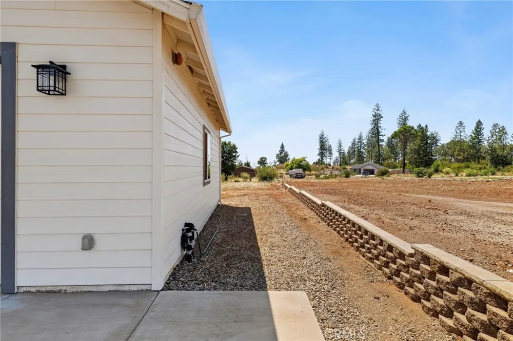 1759 Drendel Paradise, CA 95969
