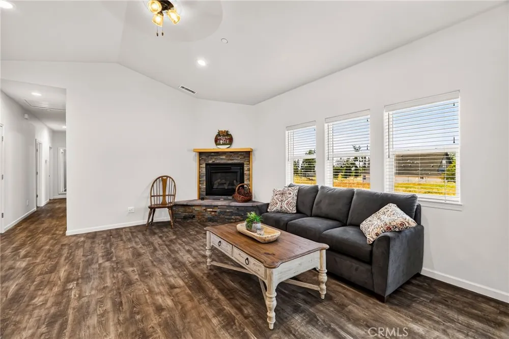 1759 Drendel Paradise, CA 95969