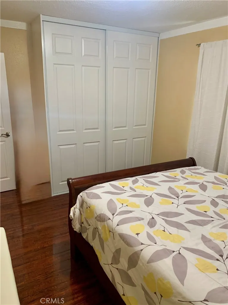 4751 Howard Montclair, CA 91763