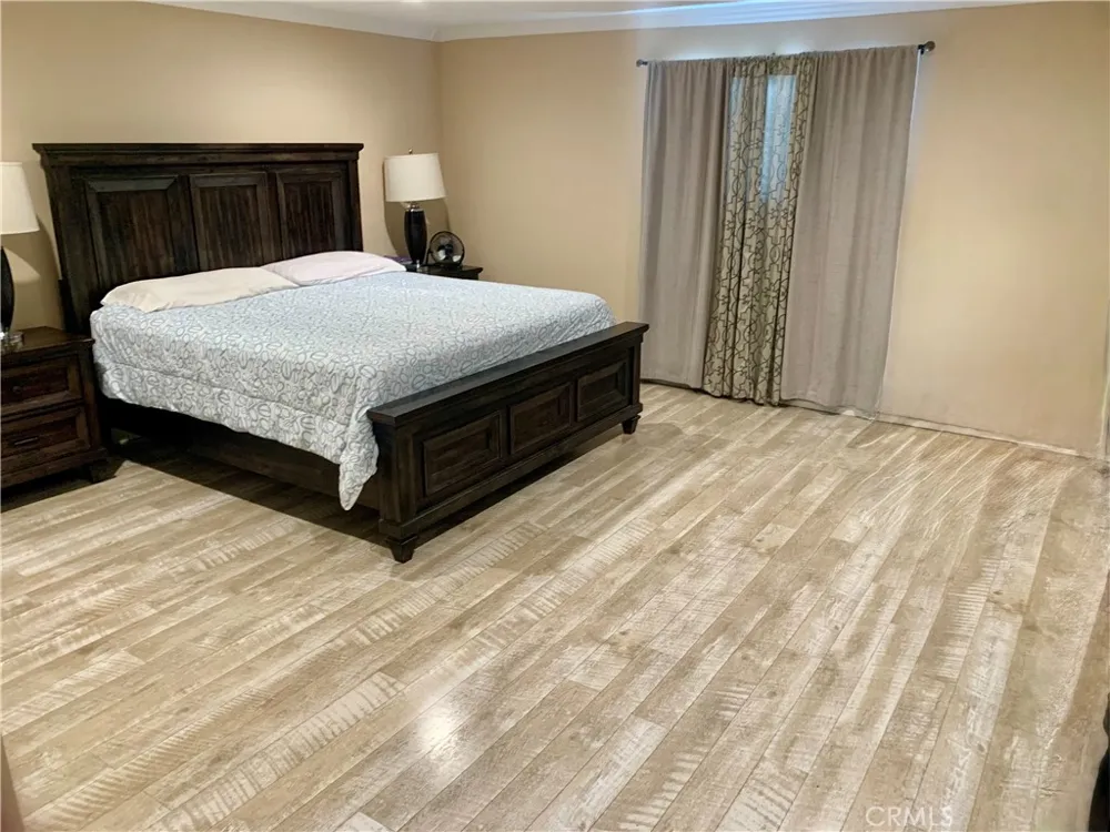 4751 Howard Montclair, CA 91763