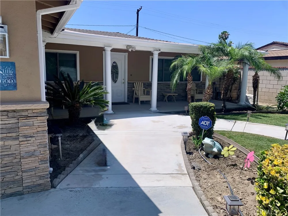 4751 Howard Montclair, CA 91763