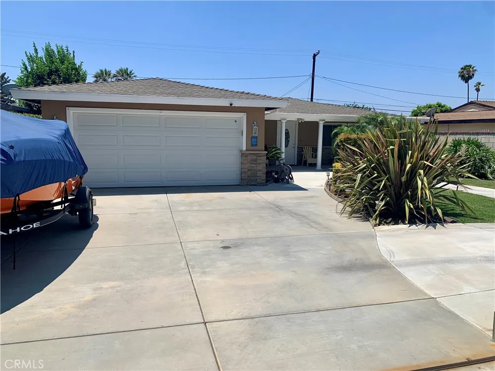 4751 Howard Montclair, CA 91763