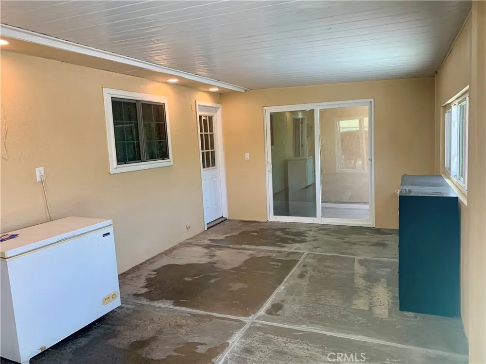 4751 Howard Montclair, CA 91763