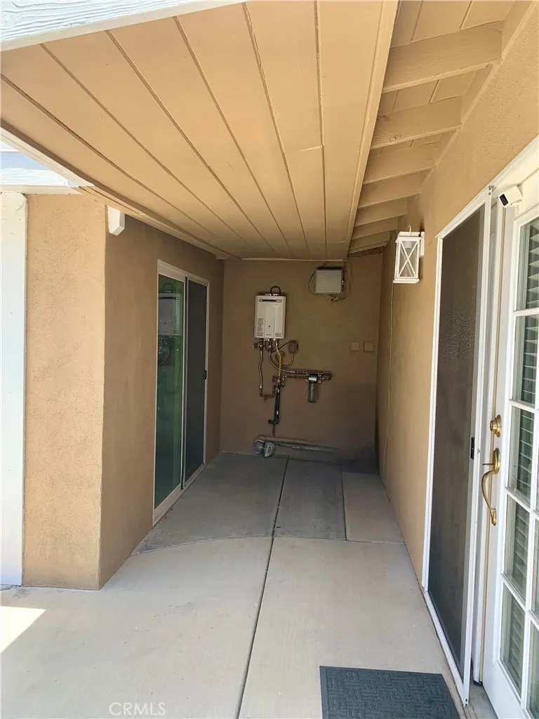 4751 Howard Montclair, CA 91763