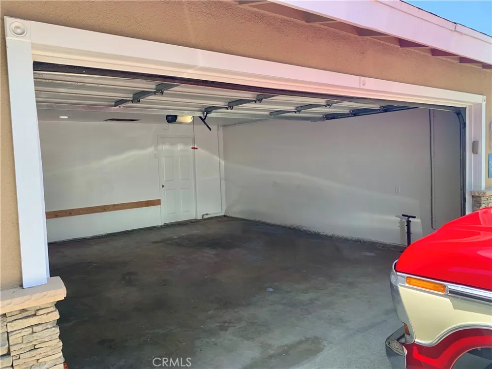 4751 Howard Montclair, CA 91763