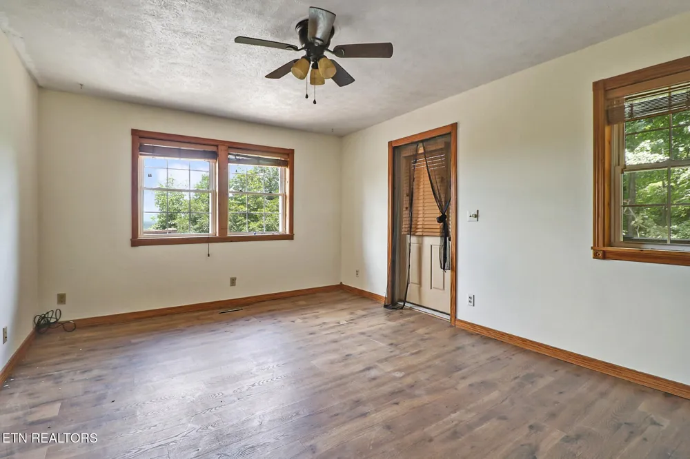 517 Big Sky Rd Jamestown, TN 38556