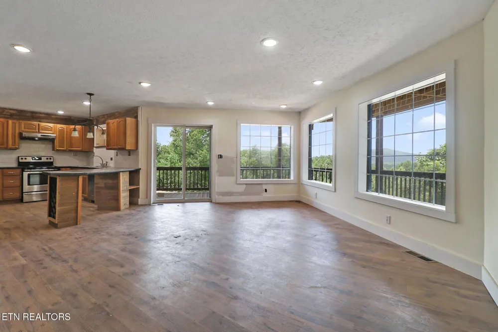 517 Big Sky Rd Jamestown, TN 38556