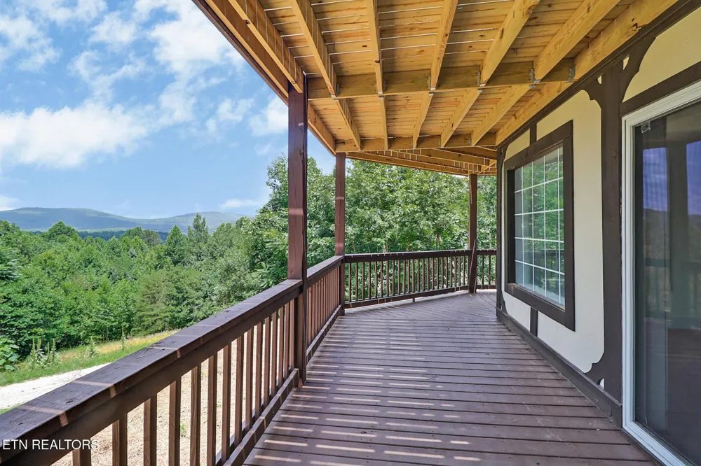 517 Big Sky Rd Jamestown, TN 38556
