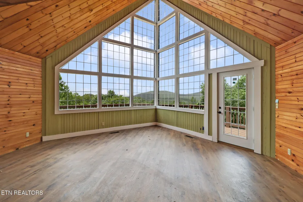517 Big Sky Rd Jamestown, TN 38556