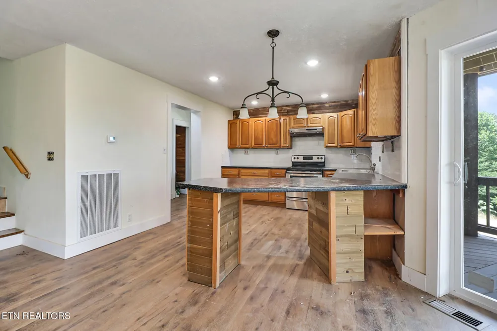 517 Big Sky Rd Jamestown, TN 38556