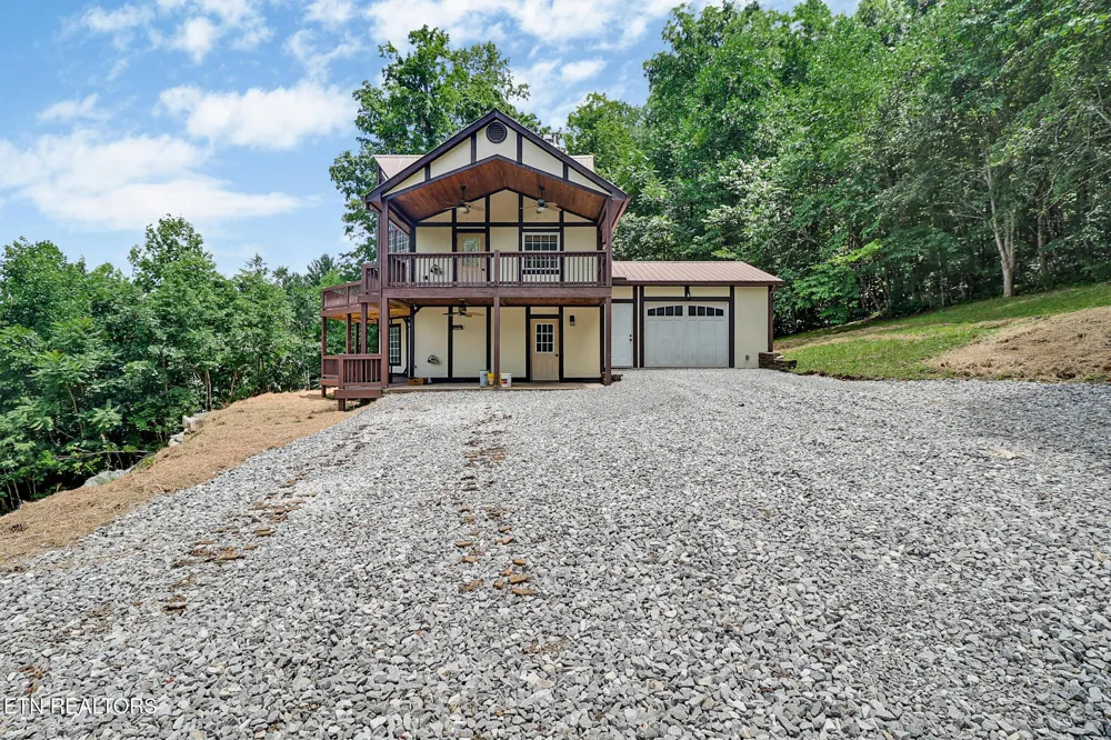 517 Big Sky Rd Jamestown, TN 38556