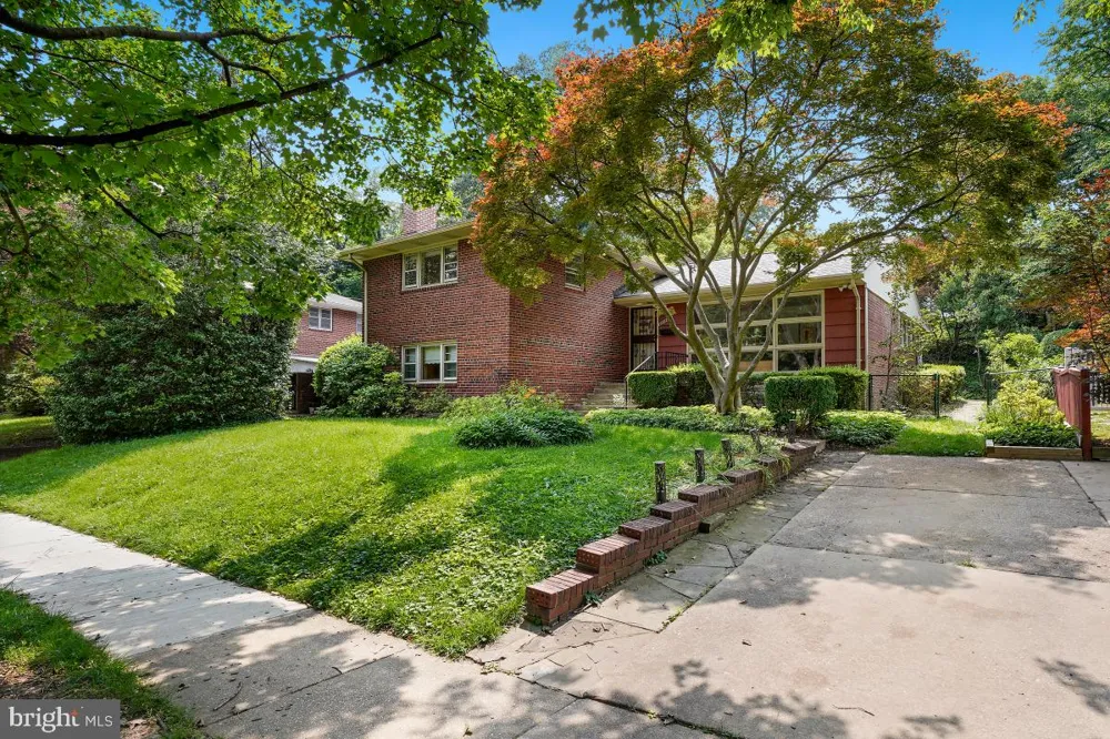 8504 SUNDALE DRIVE Silver Spring, MD 20910