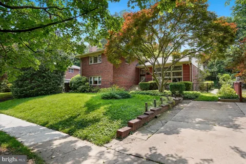 8504 SUNDALE DRIVE