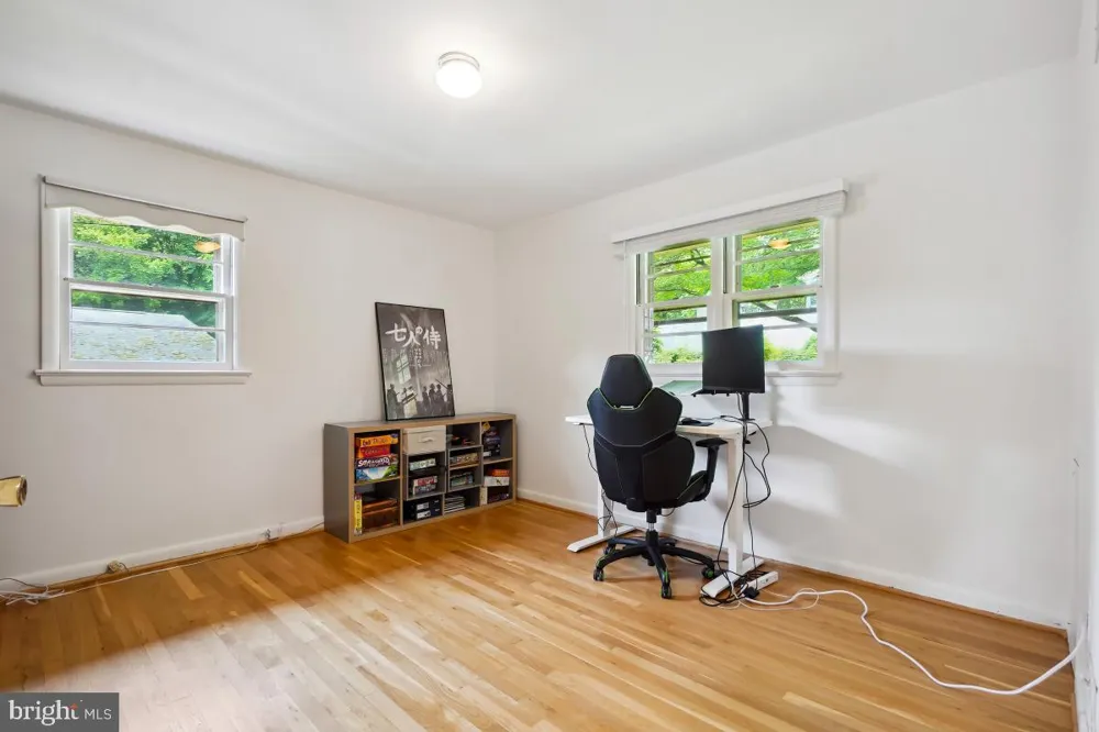 8504 SUNDALE DRIVE Silver Spring, MD 20910