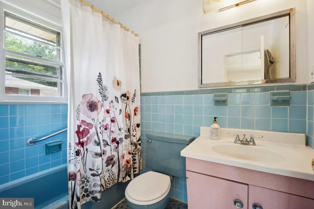 8504 SUNDALE DRIVE Silver Spring, MD 20910