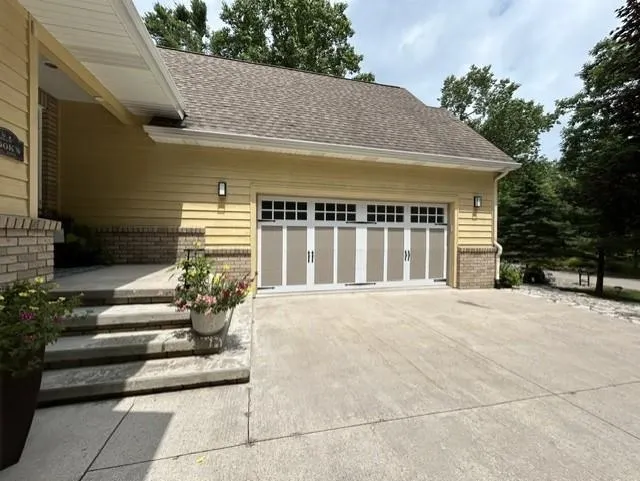 7021 Lakewood Drive Oscoda Charter Township, MI 48750