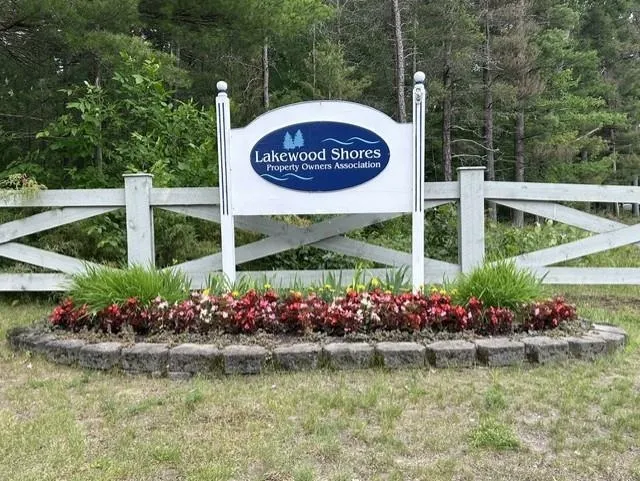 7021 Lakewood Drive Oscoda Charter Township, MI 48750