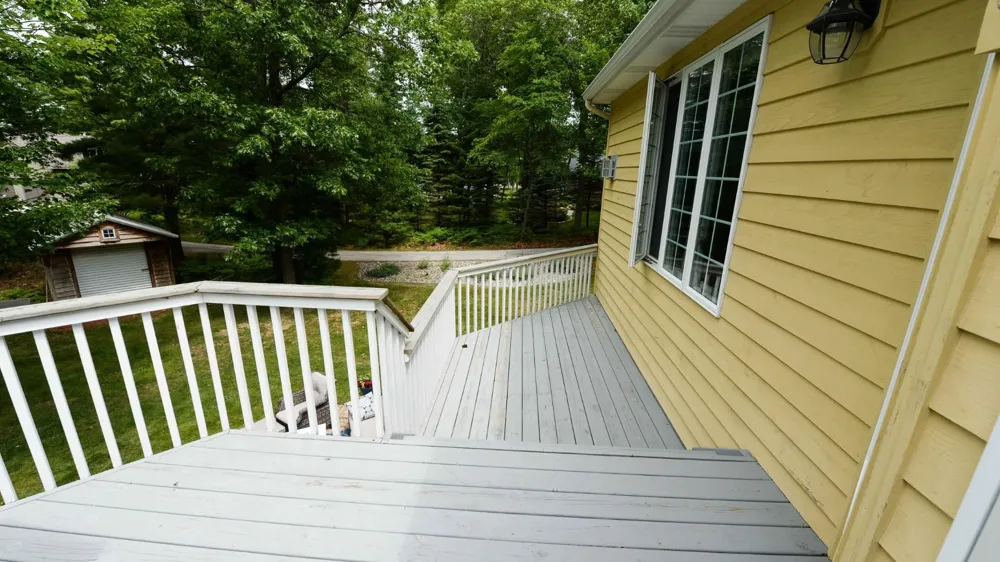 7021 Lakewood Drive Oscoda Charter Township, MI 48750