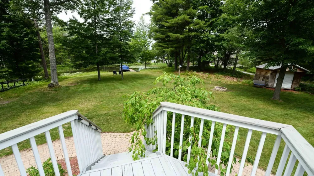 7021 Lakewood Drive Oscoda Charter Township, MI 48750