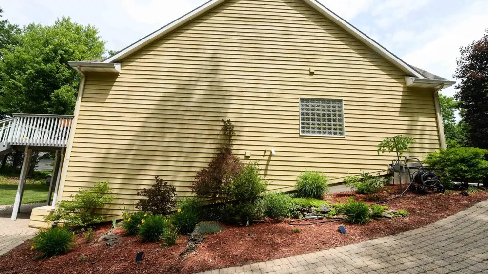 7021 Lakewood Drive Oscoda Charter Township, MI 48750